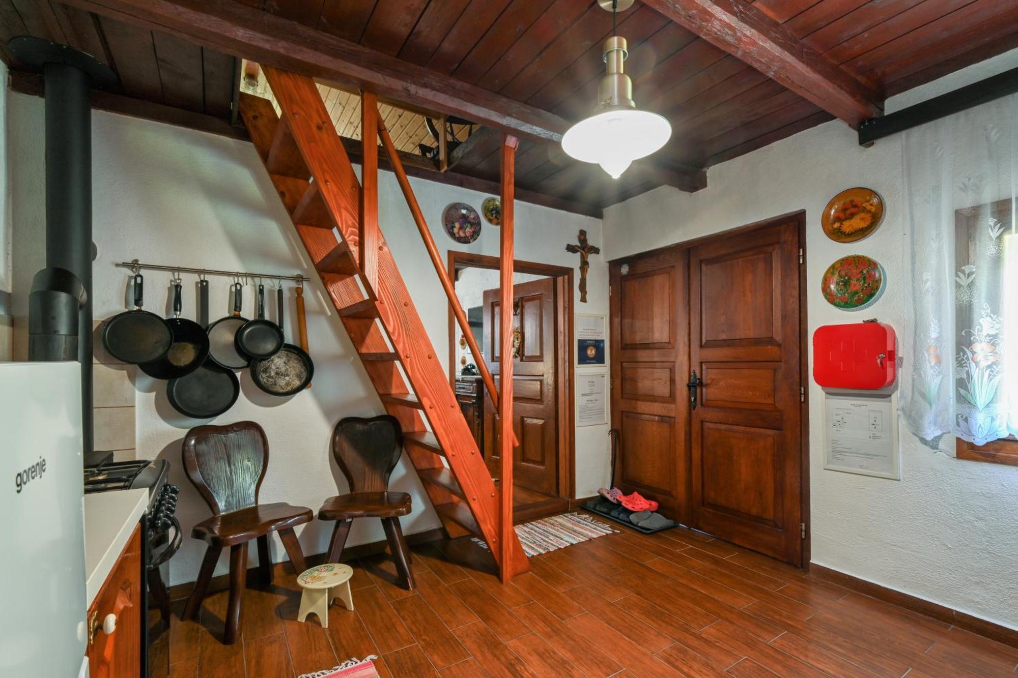 Villa Pepeljuga Kuca Za Odmor Vizovlje エクステリア 写真