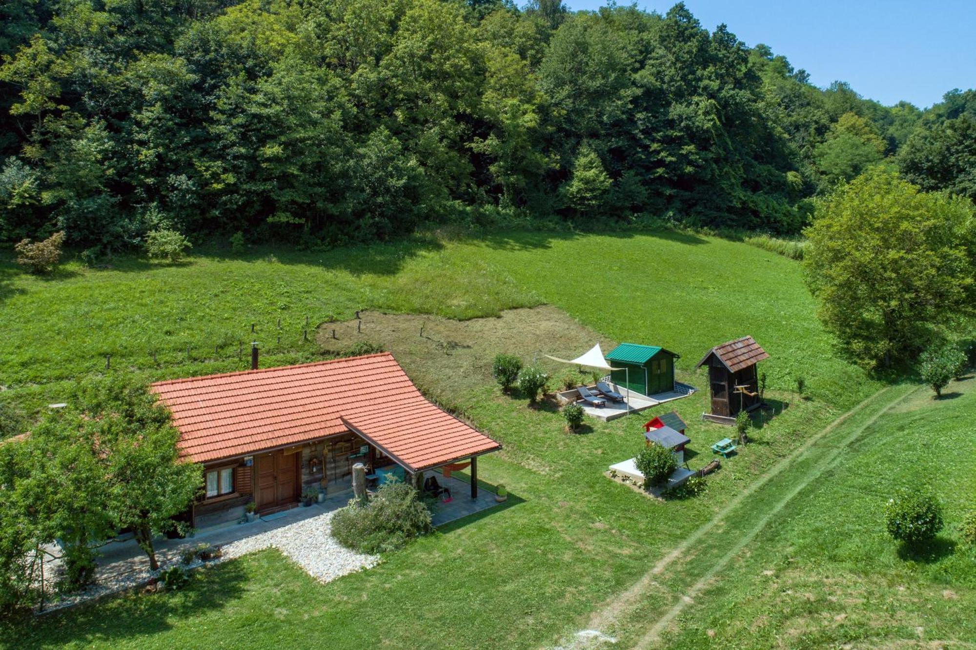 Villa Pepeljuga Kuca Za Odmor Vizovlje エクステリア 写真