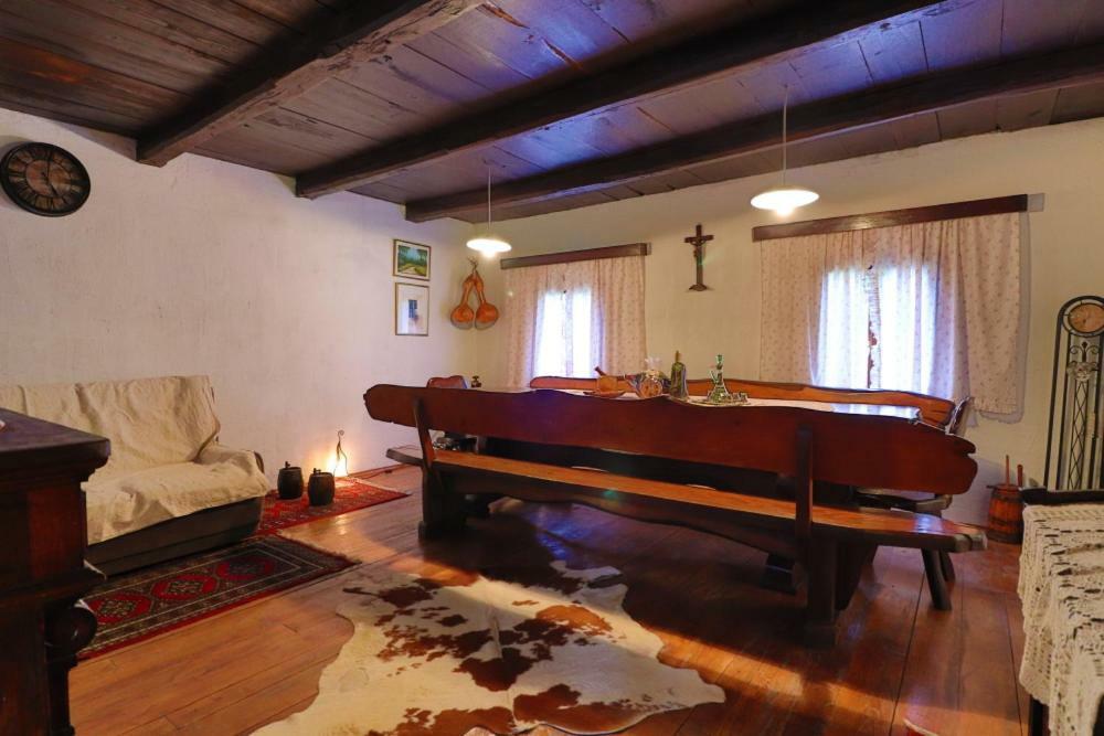 Villa Pepeljuga Kuca Za Odmor Vizovlje エクステリア 写真